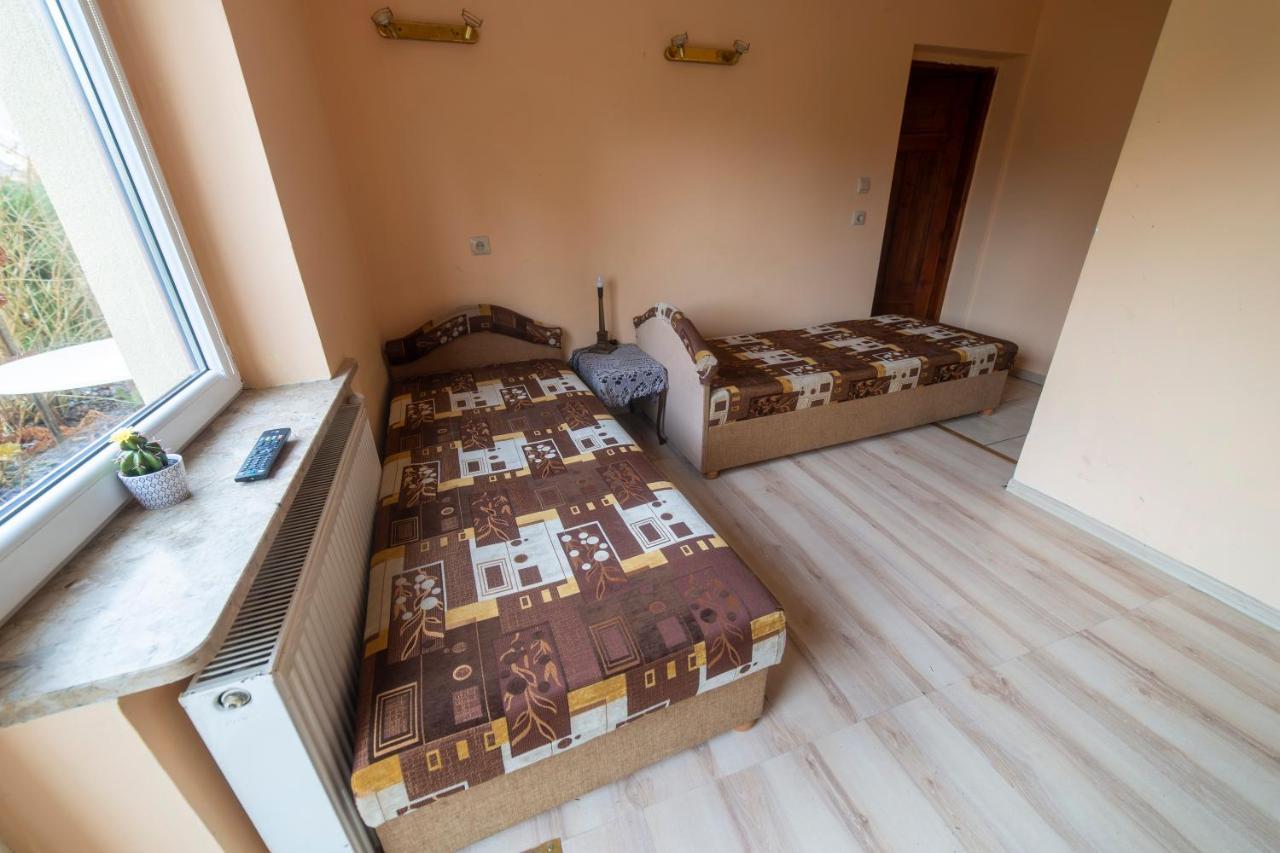 Pokoje Mira Torzym Bagian luar foto